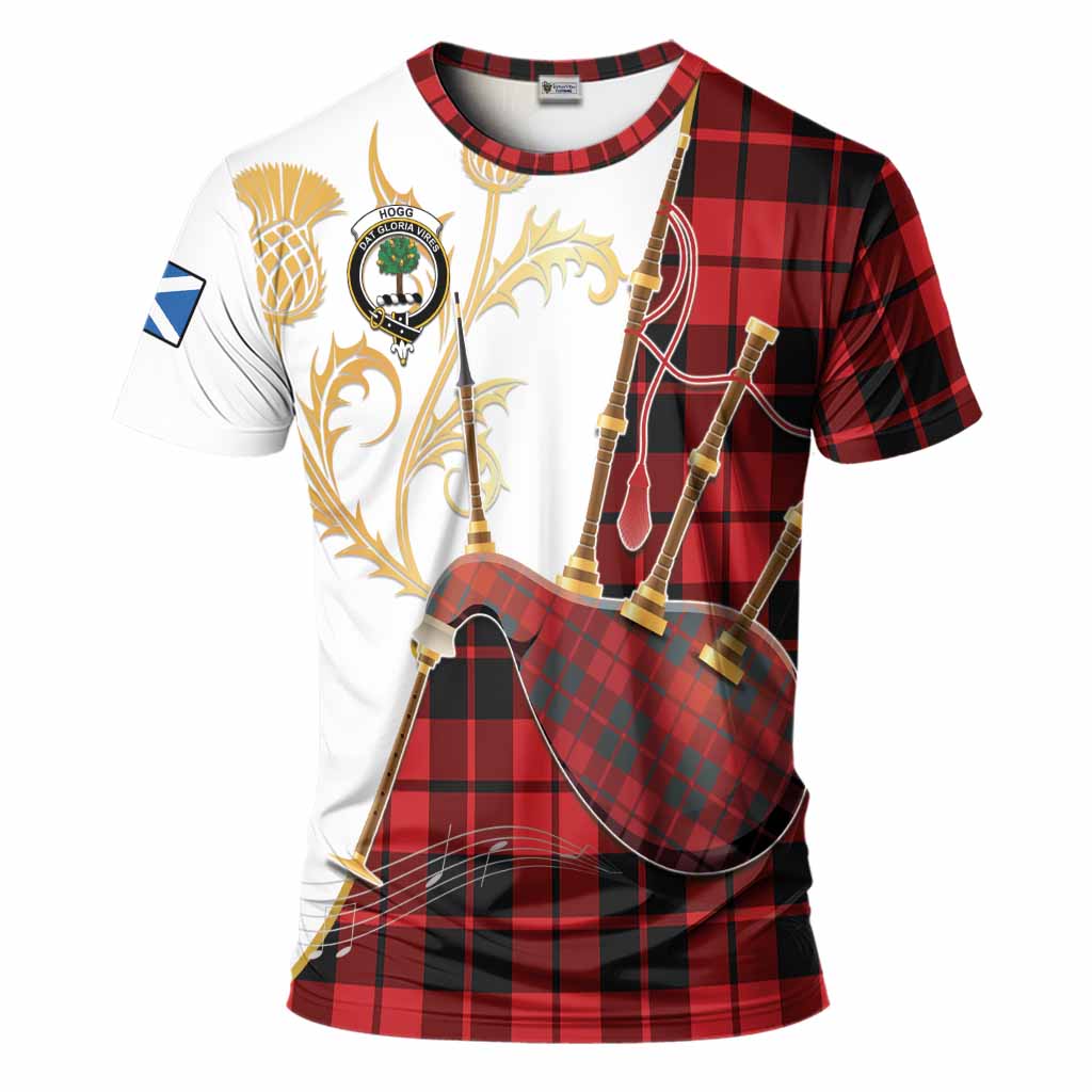 Hogg (Hog) Tartan Family Crest T-Shirt Bagpipes with Scottish Thistle