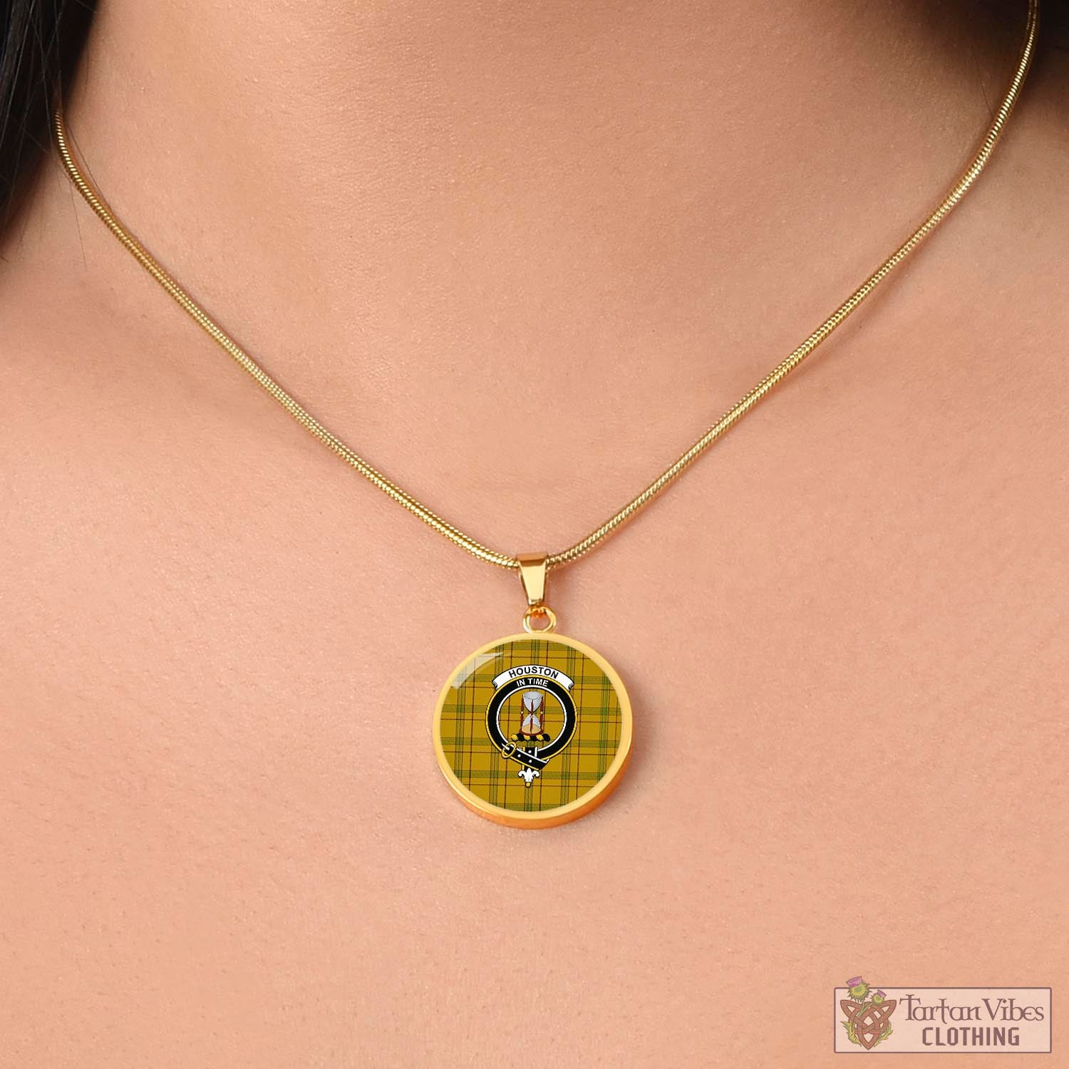 Tartan Vibes Clothing Houston Tartan Circle Necklace with Family Crest