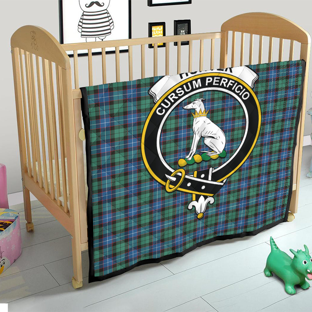 hunter-ancient-tartan-quilt-with-family-crest