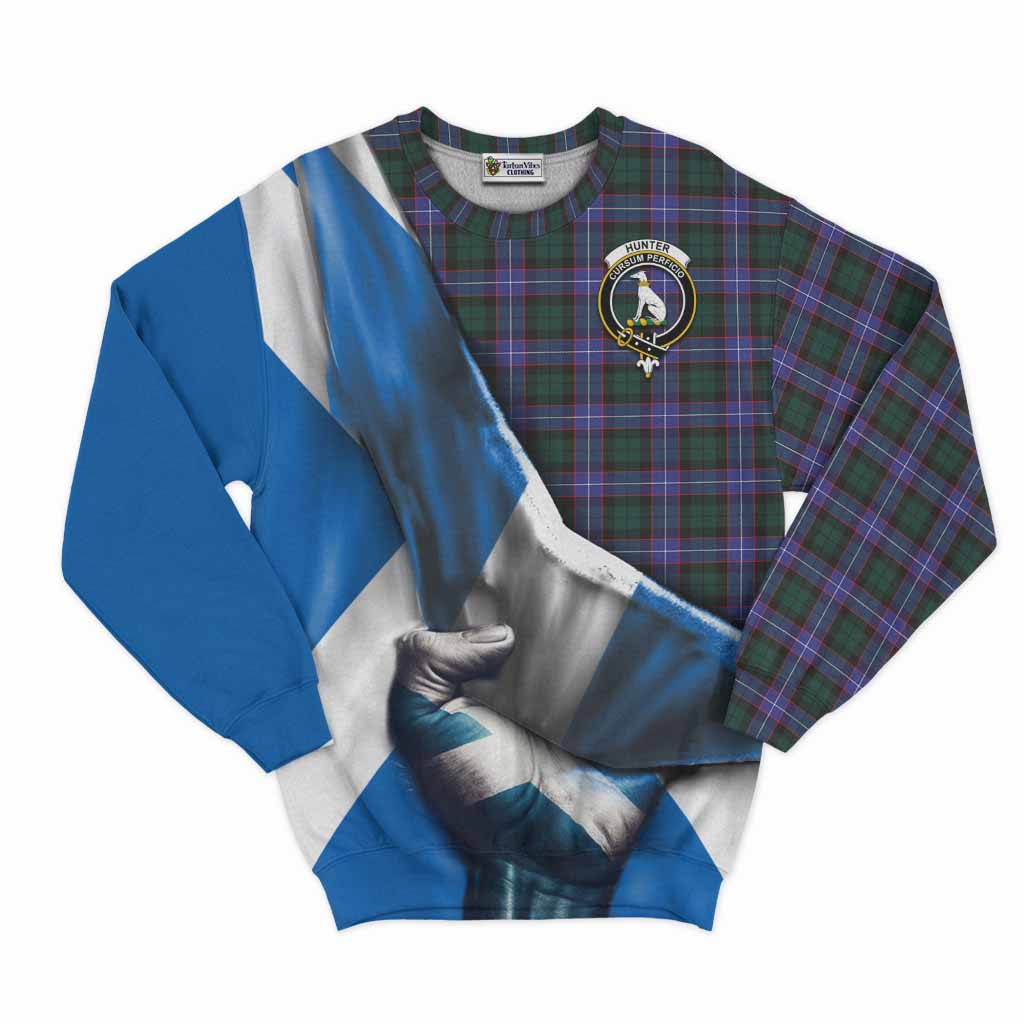 Hunter (Hunterston) Tartan Sweatshirt with Family Crest Scotland Patriotic Style Unisex - Tartan Vibes Clothing