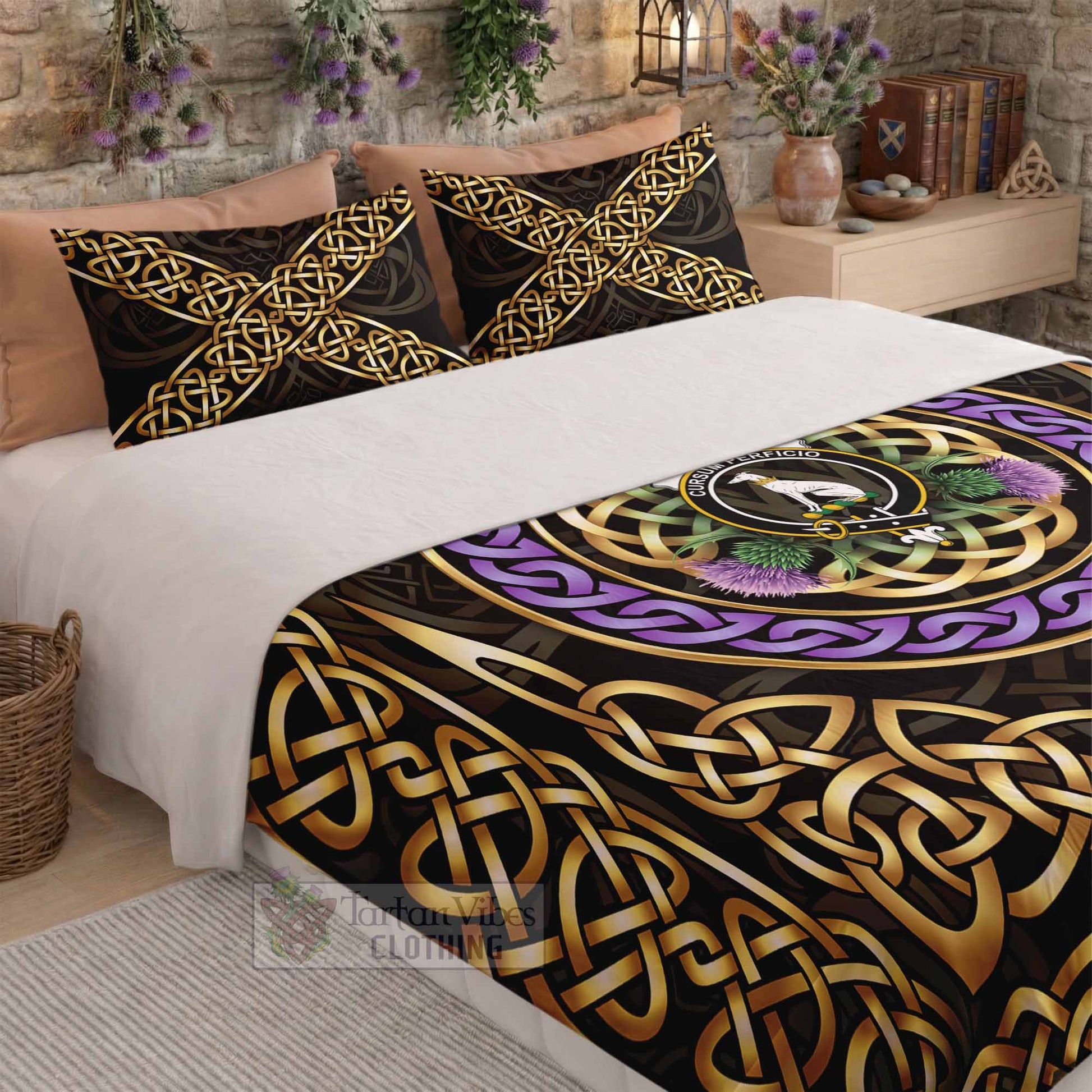 Hunter (Hunterston) Clan Crest Bedding Set Celtic Scottish Thistle