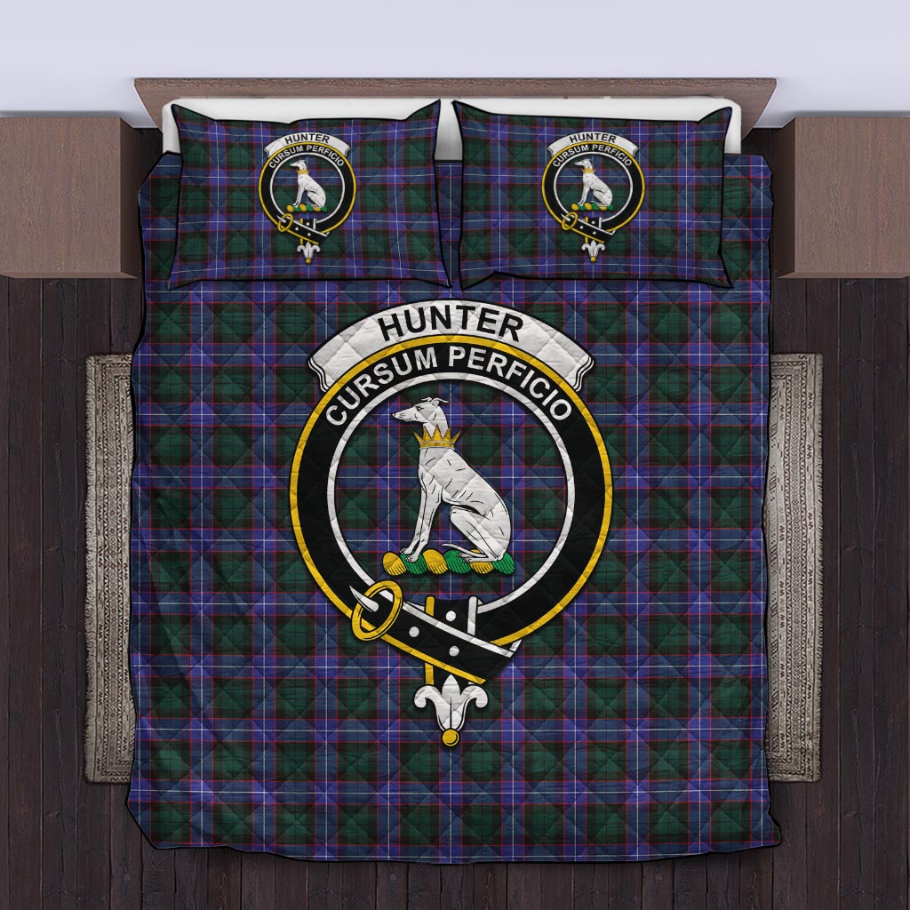 Stewart Atholl Modern Tartan Crest Quilt Bed Set