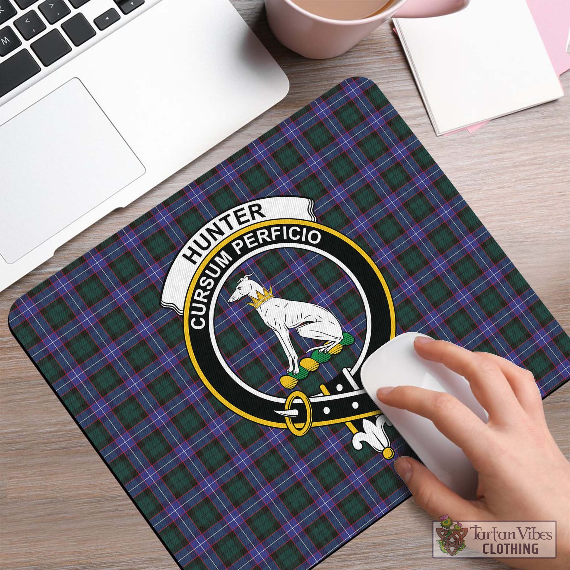 Tartan Vibes Clothing Hunter Modern Tartan Mouse Pad with Family Crest
