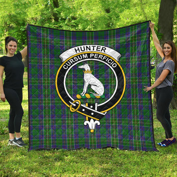 Hunter of Hunterston Tartan Quilt with Family Crest