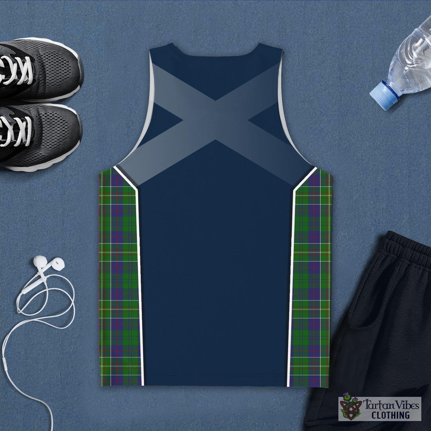 Tartan Vibes Clothing Hunter of Hunterston Tartan Men's Tanks Top with Family Crest and Scottish Thistle Vibes Sport Style