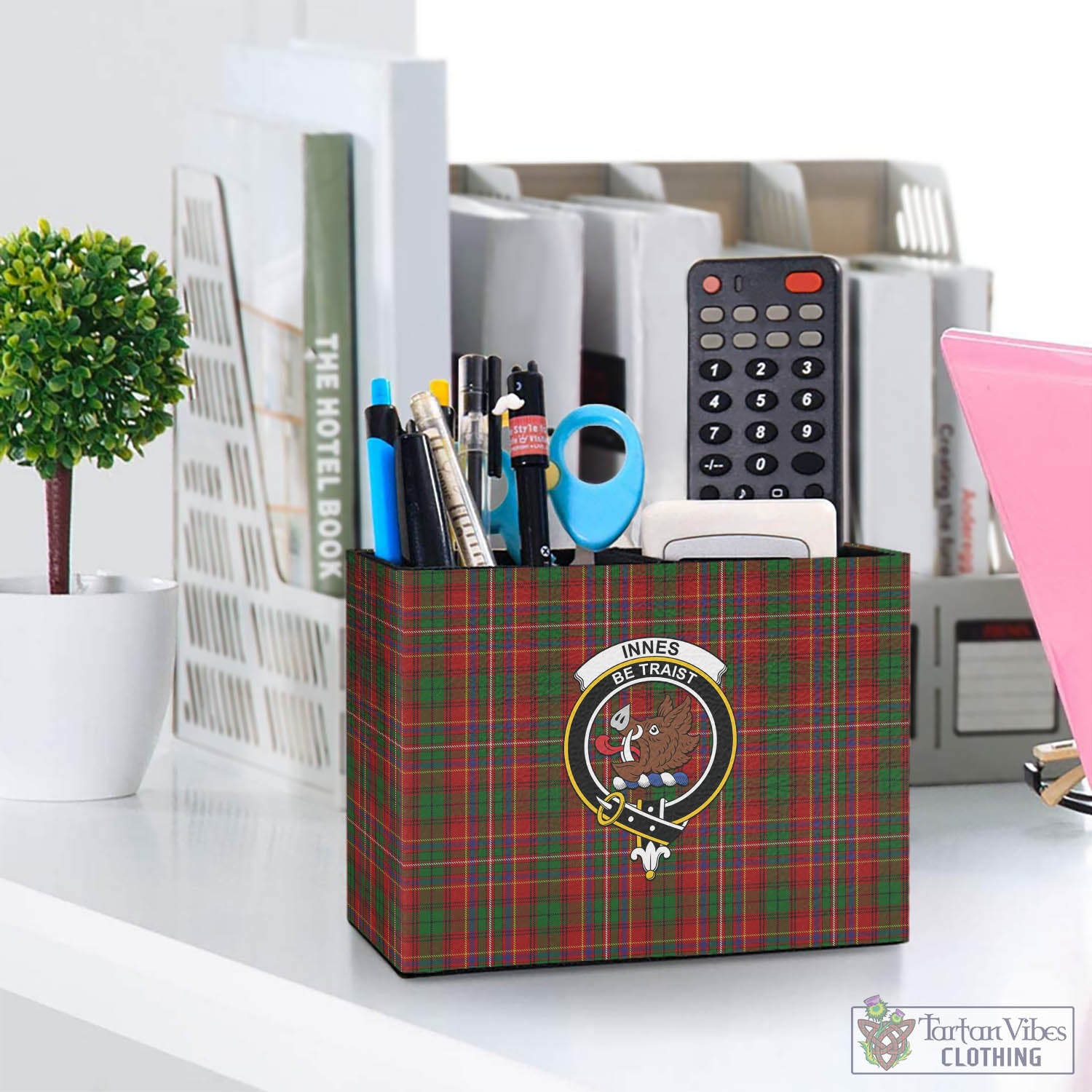 Tartan Vibes Clothing Innes Tartan Pen Holder with Family Crest