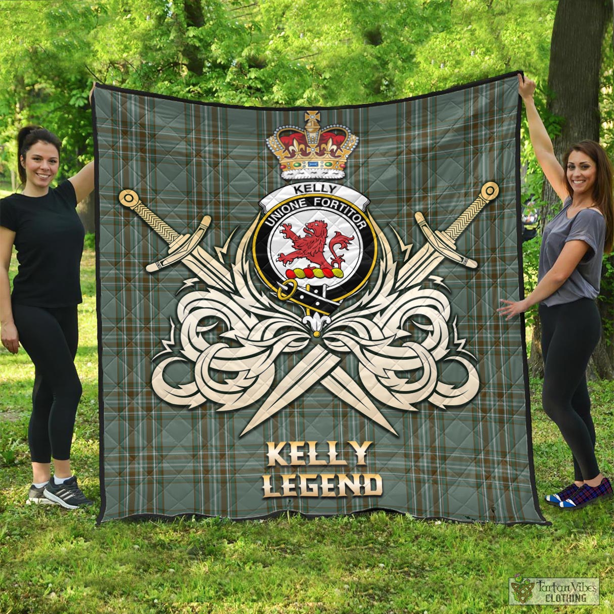 Tartan Vibes Clothing Kelly Dress Tartan Quilt with Clan Crest and the Golden Sword of Courageous Legacy