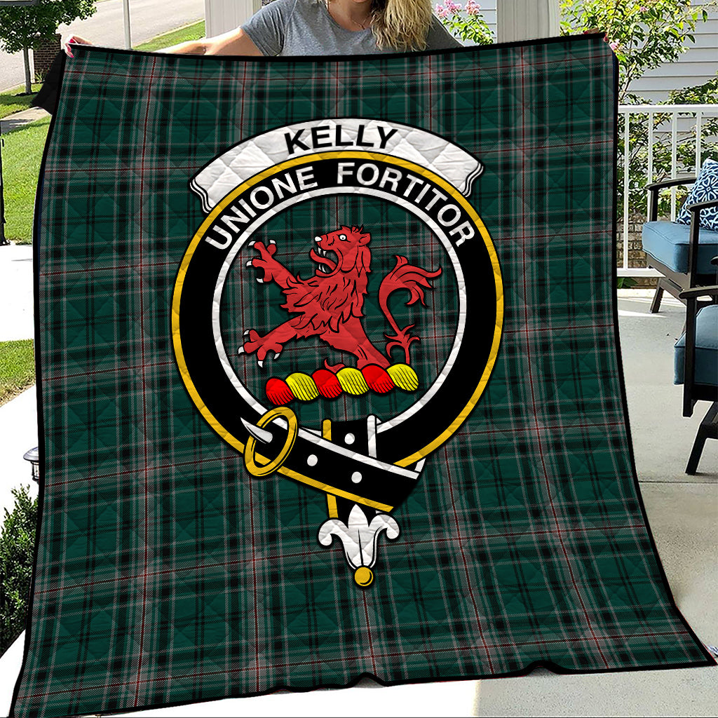 kelly-of-sleat-hunting-tartan-quilt-with-family-crest