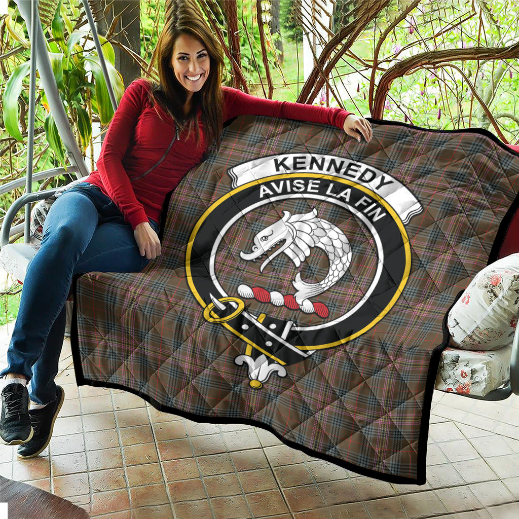 kennedy-weathered-tartan-quilt-with-family-crest