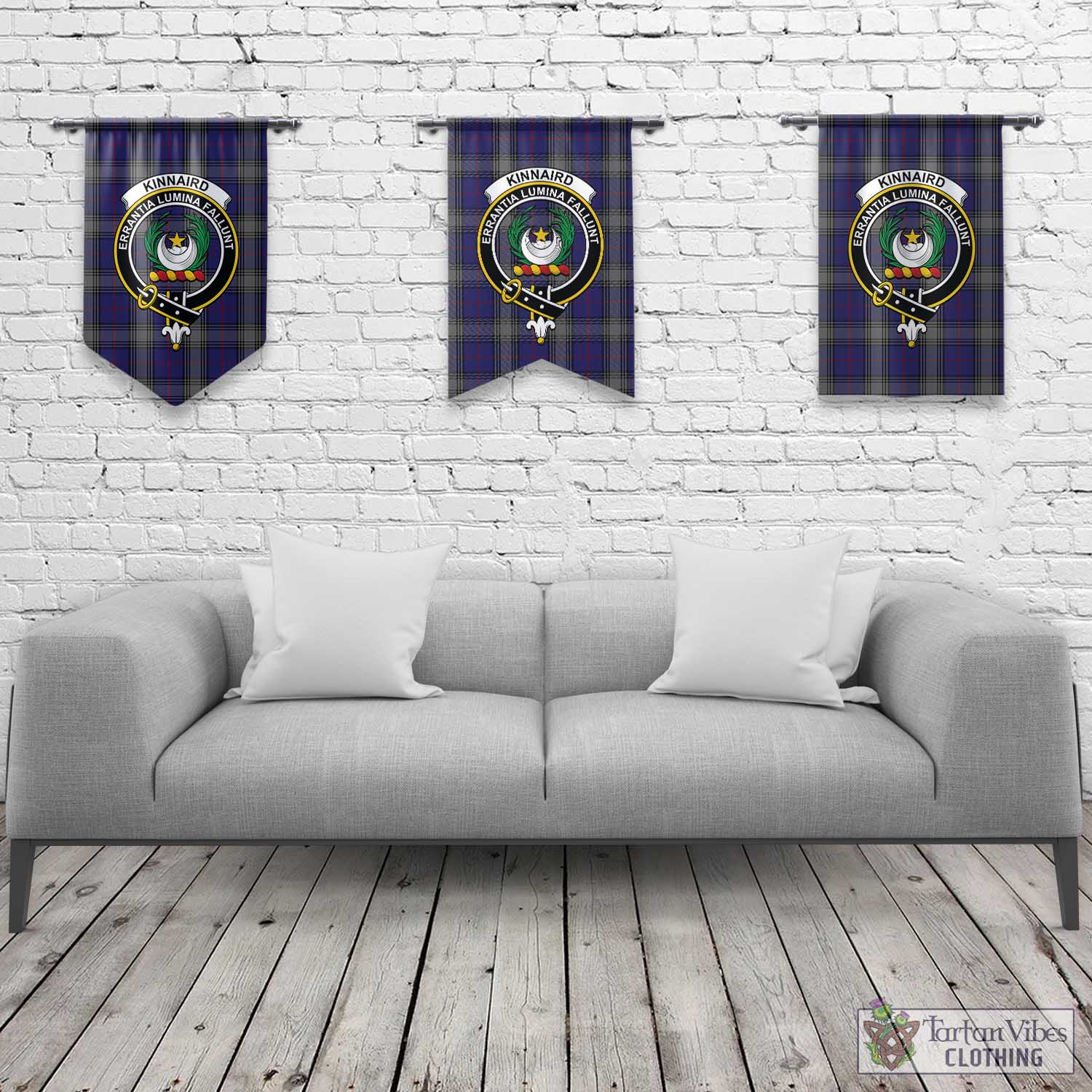 Tartan Vibes Clothing Kinnaird Tartan Gonfalon, Tartan Banner with Family Crest