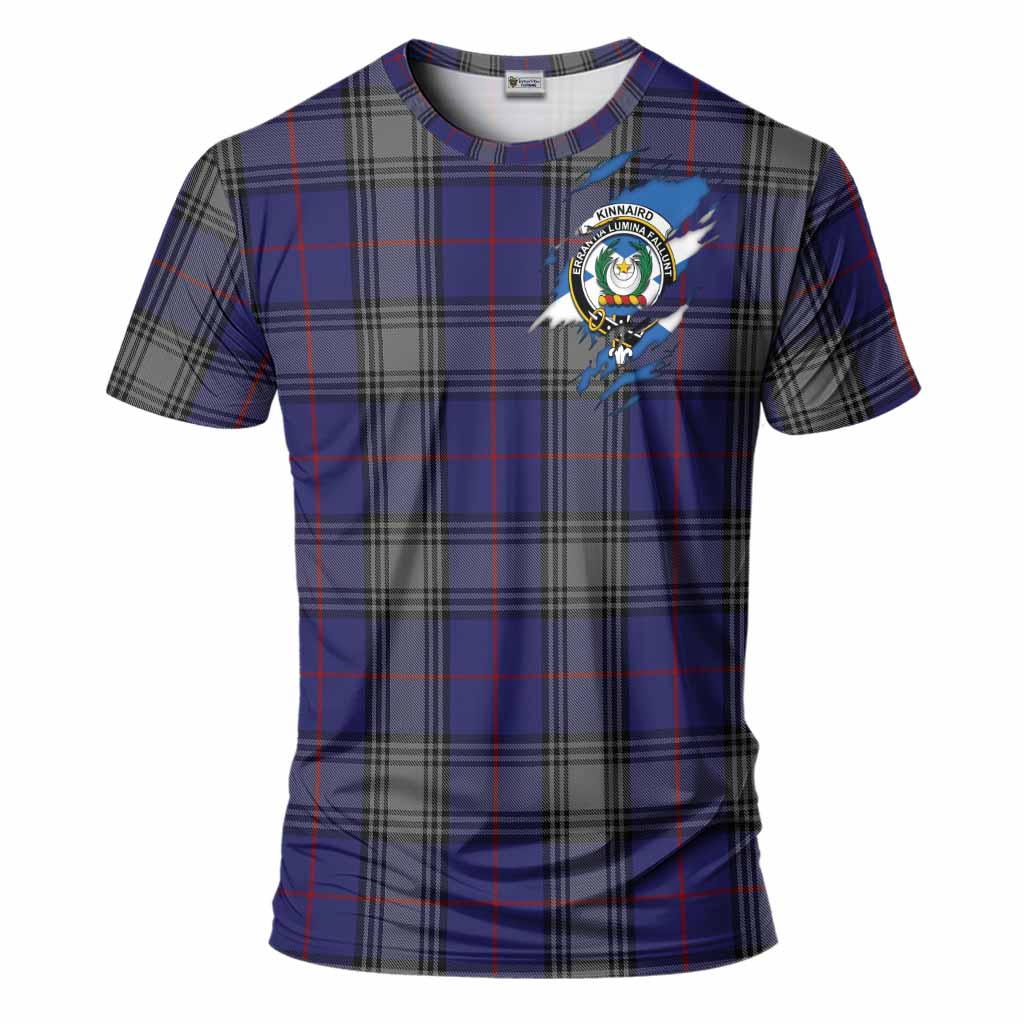 Kinnaird Clan Crest In Me Tartan T-Shirt Scotland Flag Style