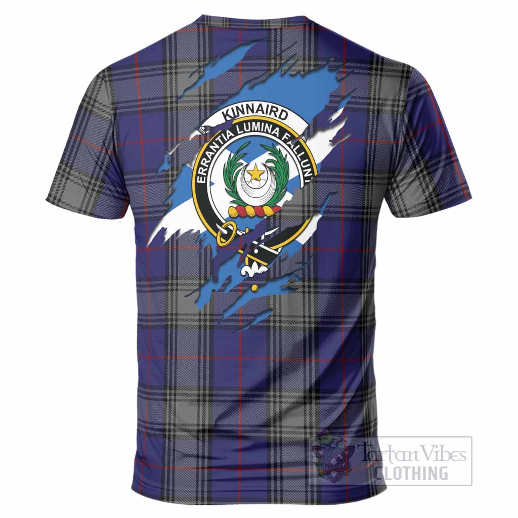 Kinnaird Clan Crest In Me Tartan T-Shirt Scotland Flag Style