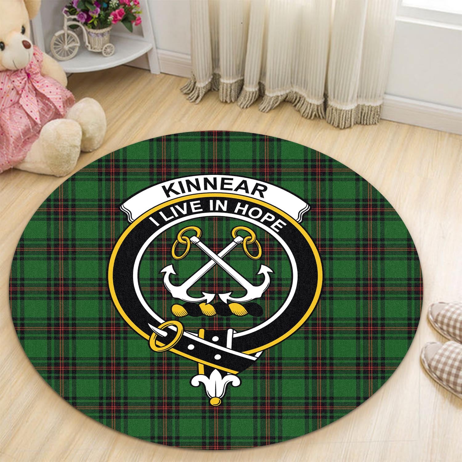 kinnear-tartan-round-rug-with-family-crest