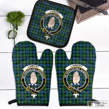 Lamont Tartan Combo Oven Mitt & Pot-Holder with Family Crest Combo 1 Oven Mitt & 1 Pot-Holder Black - Tartan Vibes Clothing