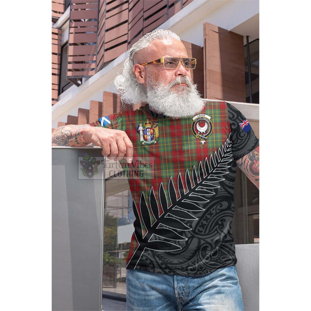 Tartan Vibes Clothing Leask Crest Tartan Cotton T-shirt with New Zealand Silver Fern Half Style