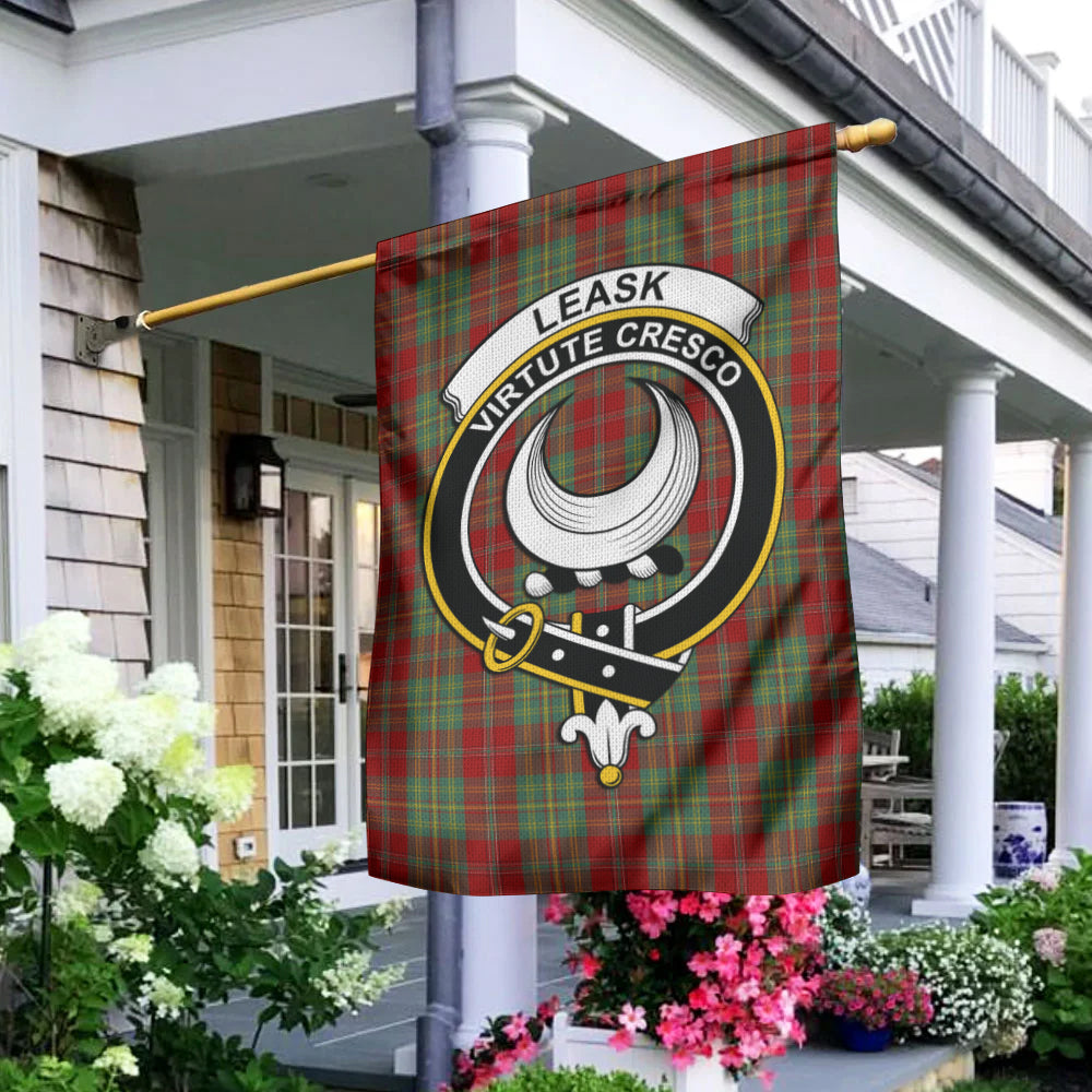 Leask Tartan Flag with Family Crest - Tartan Vibes Clothing