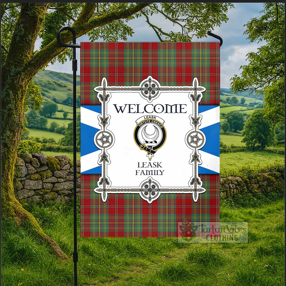 Leask Family Crest Tartan Welcome Garden Flag Saltire Harmony Style - Tartan Vibes Clothing