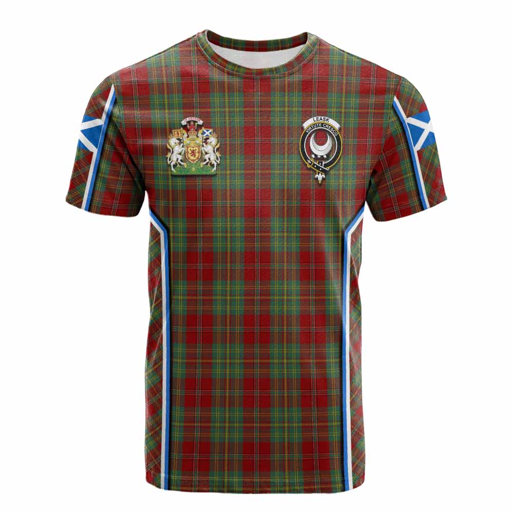 Leask Tartan Crest Cotton T-shirt Scotland Coat of Arm Flag Style - Tartan Vibes Clothing