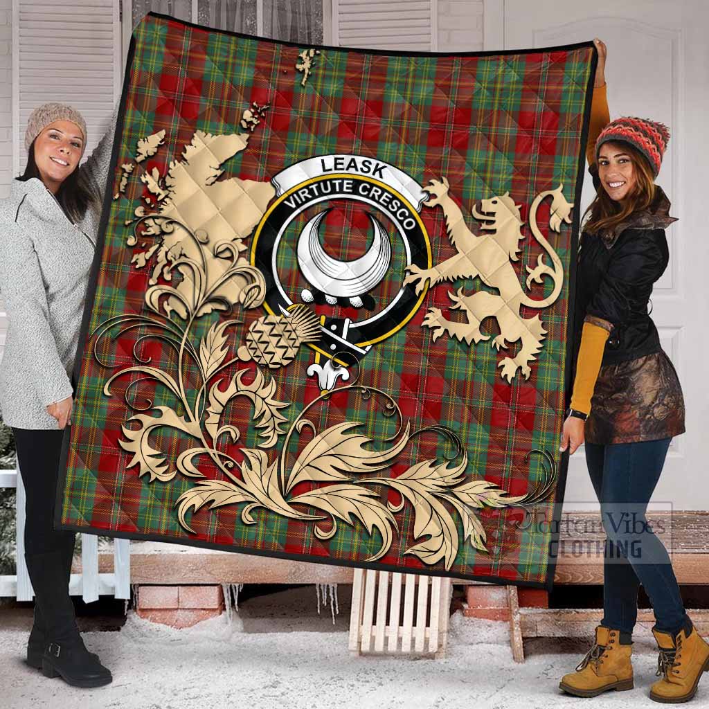Leask Tartan Crest Premium Quilt with Scottish Iconic Symbols 