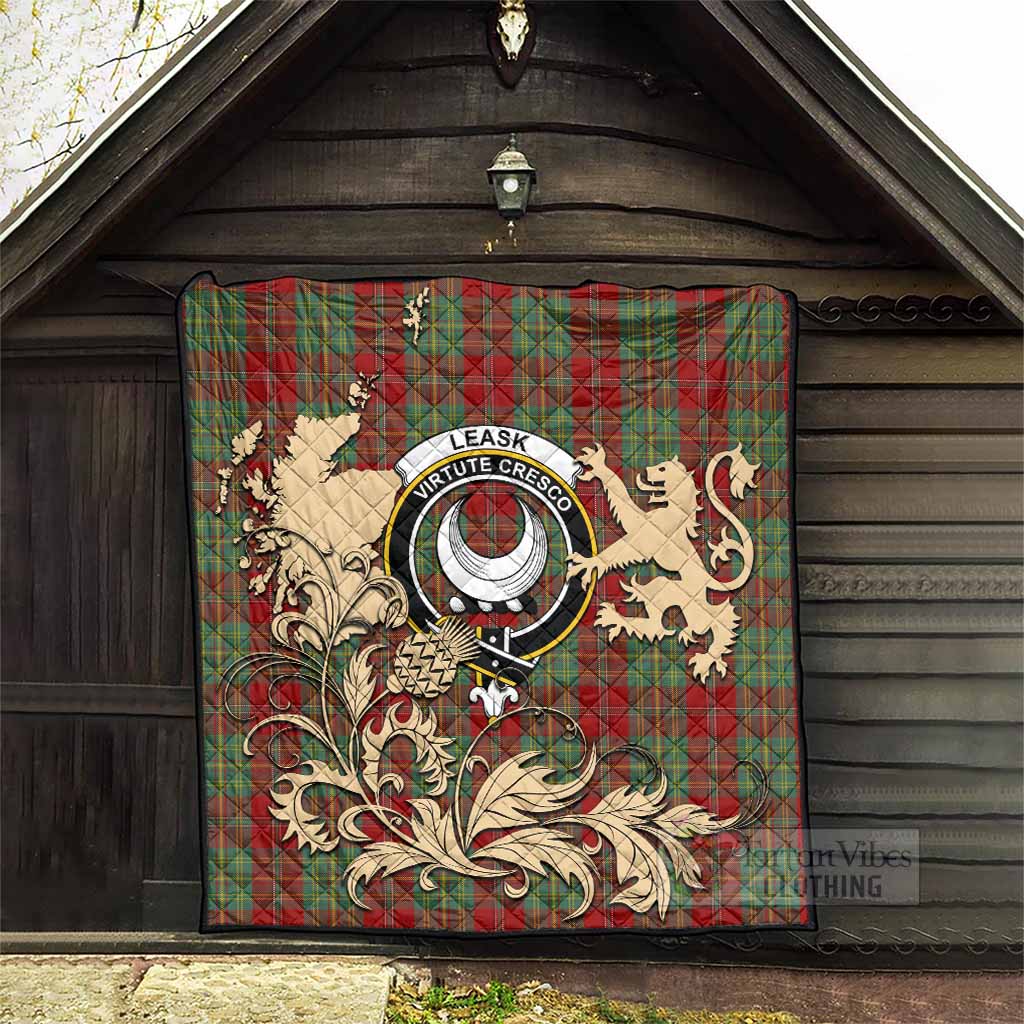 Leask Tartan Crest Premium Quilt with Scottish Iconic Symbols 