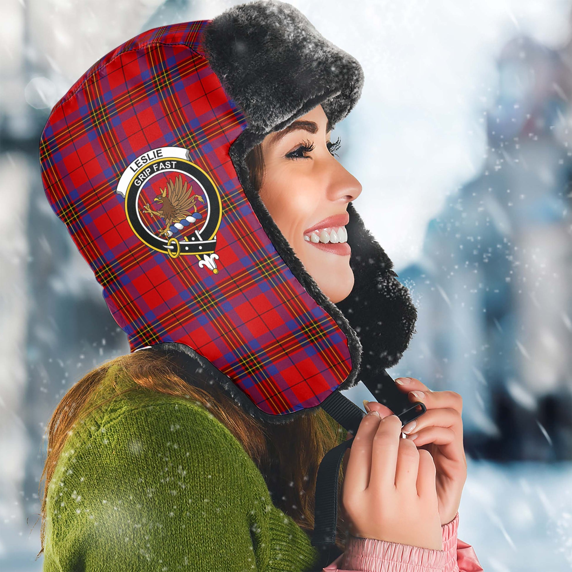 Leslie Modern Tartan Winter Trapper Hat with Family Crest Winter Trapper Hat Universal Fit Circumference 22.8in (58cm) - Tartanvibesclothing