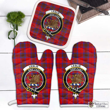 Leslie Tartan Combo Oven Mitt & Pot-Holder with Family Crest Combo 1 Oven Mitt & 1 Pot-Holder White - Tartan Vibes Clothing
