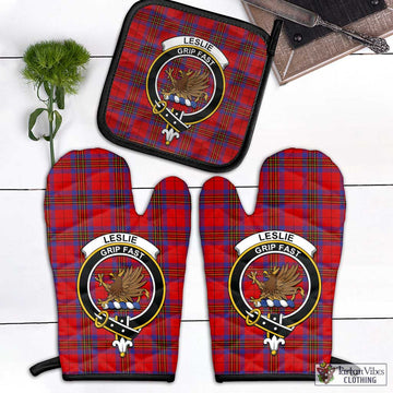 Leslie Tartan Combo Oven Mitt & Pot-Holder with Family Crest Combo 1 Oven Mitt & 1 Pot-Holder Black - Tartan Vibes Clothing