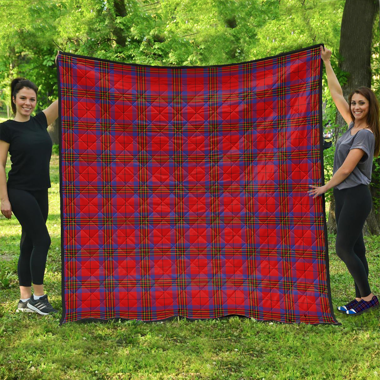 leslie-modern-tartan-quilt
