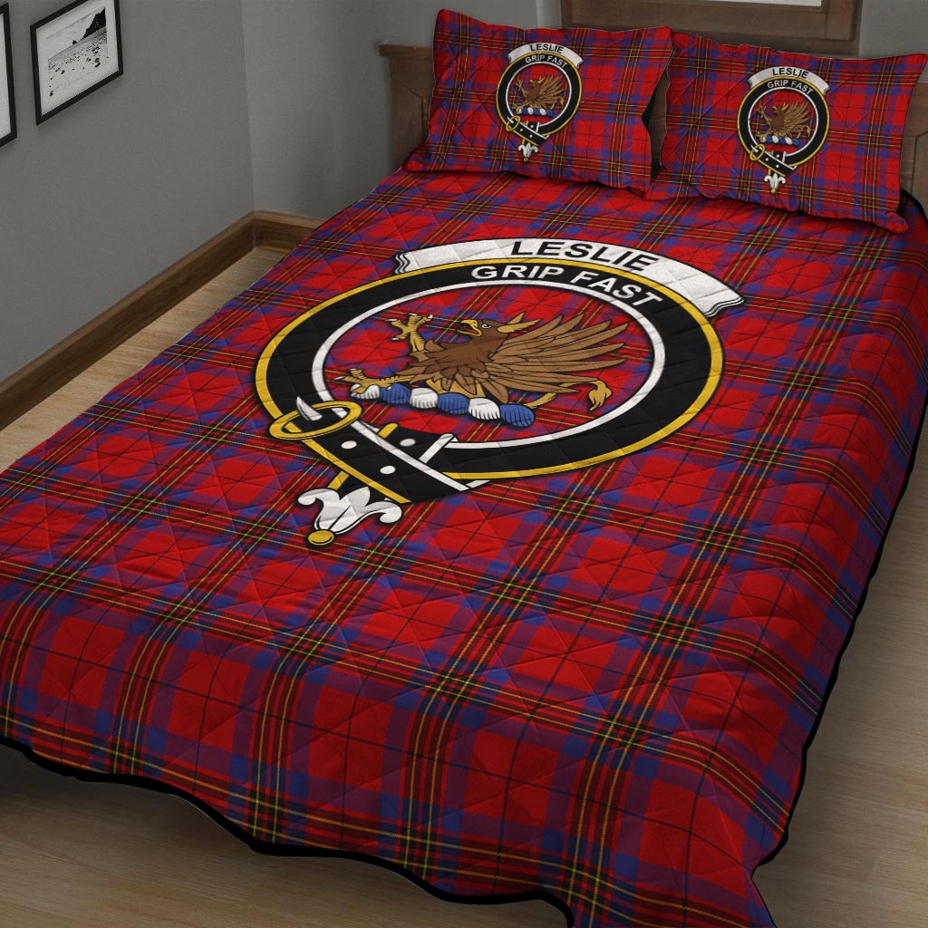 Leslie Tartan Quilt Bed Set with Family Crest - Tartan Vibes Clothing