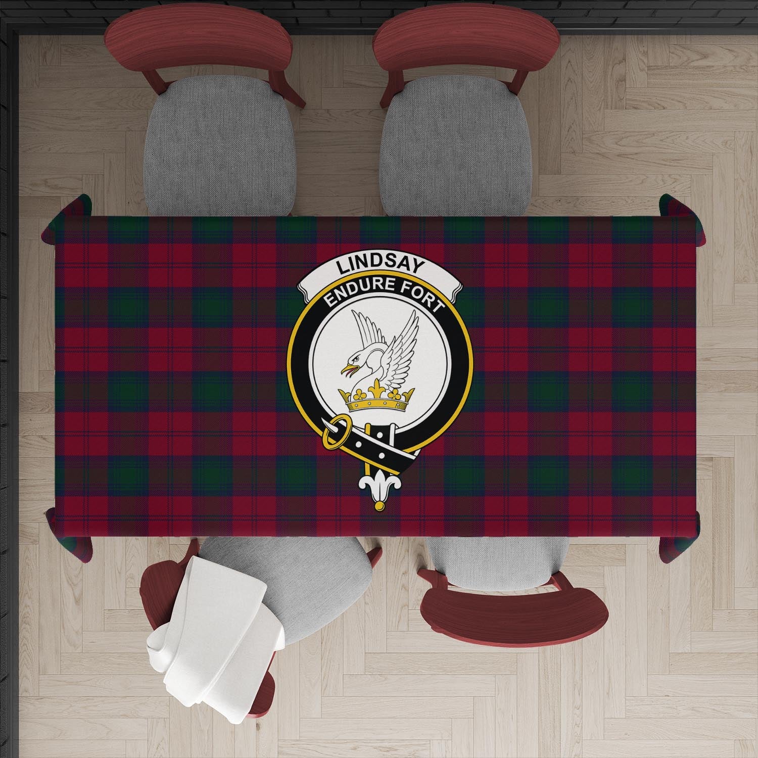 lindsay-tatan-tablecloth-with-family-crest