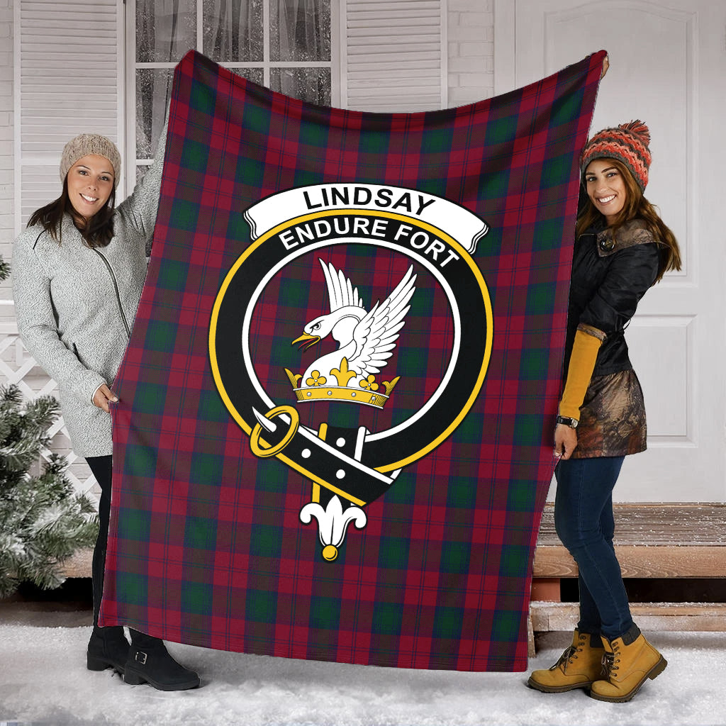 lindsay-tartab-blanket-with-family-crest