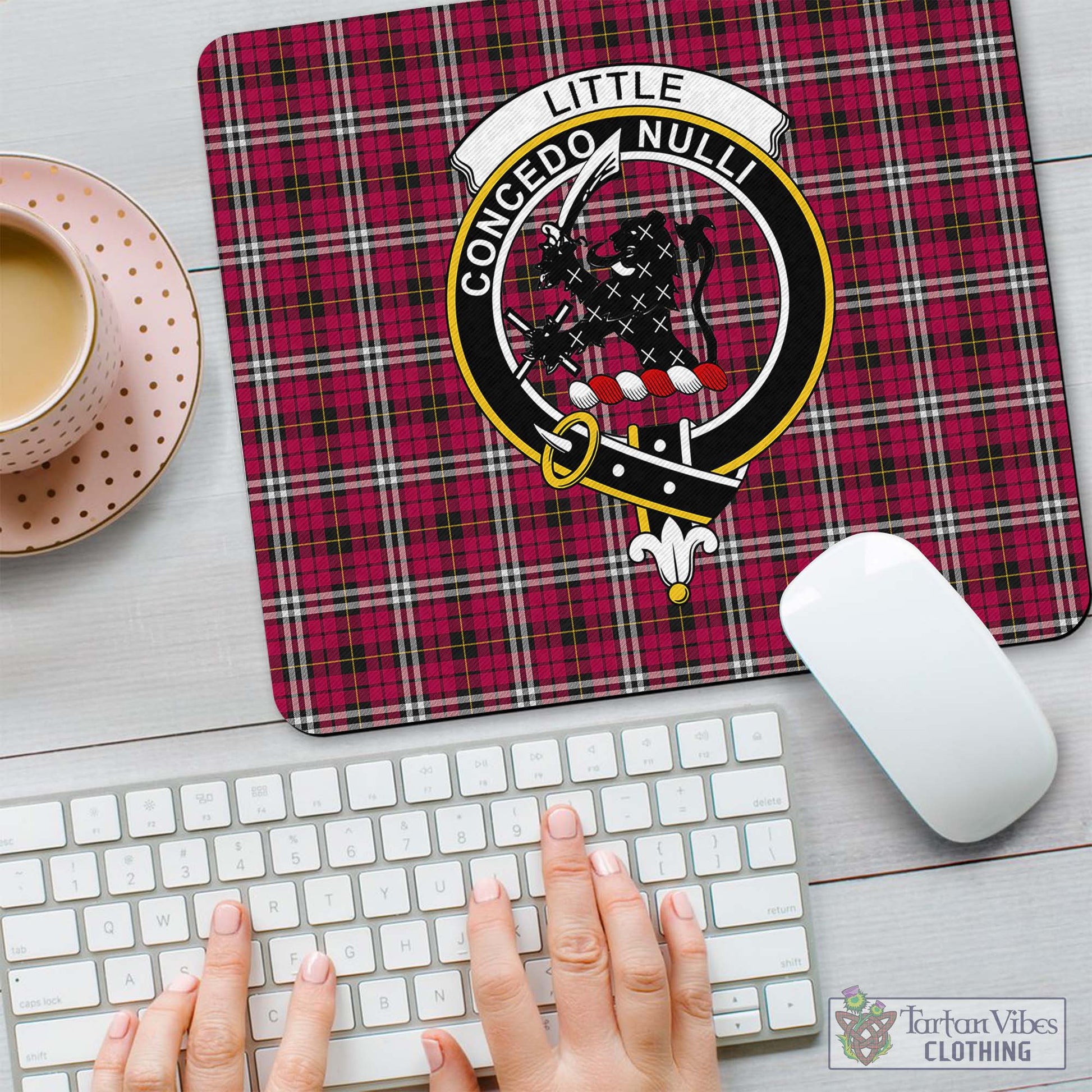 Tartan Vibes Clothing Little Tartan Mouse Pad with Family Crest