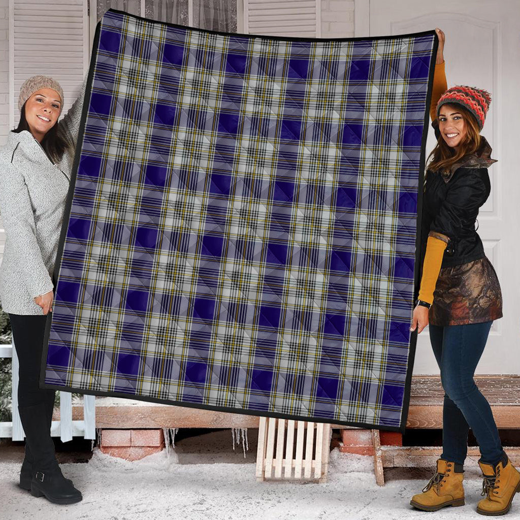 livingston-dress-tartan-quilt