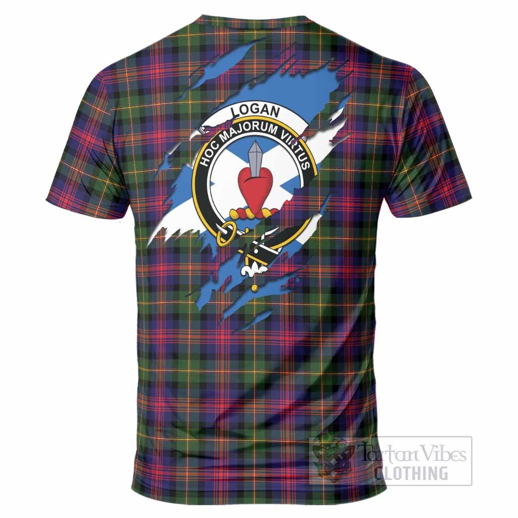 Logan Clan Crest In Me Tartan T-Shirt Scotland Flag Style