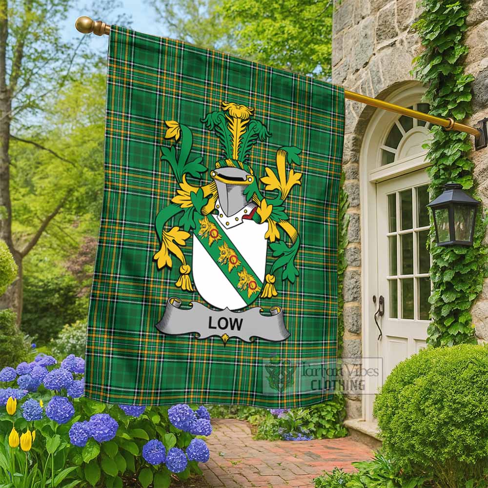 Low Irish Clan Tartan Flag with Coat of Arms