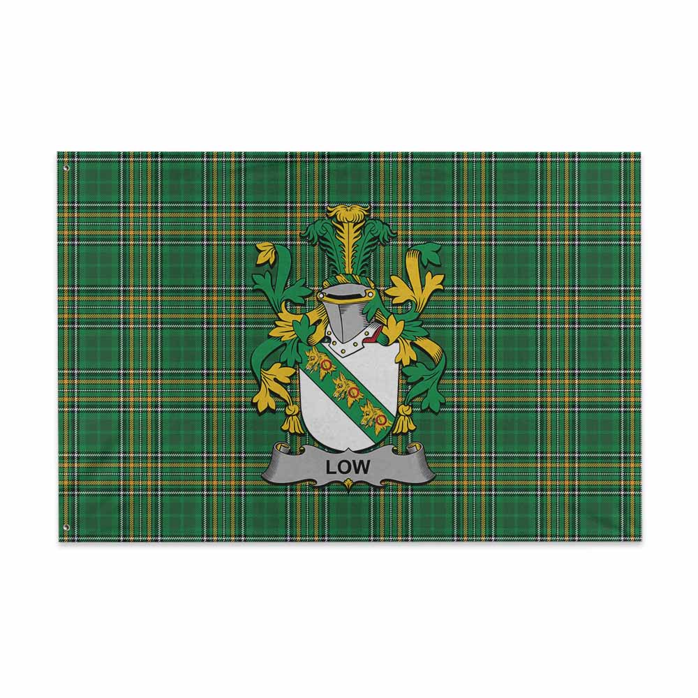 Tartan Vibes Clothing Low Irish Clan Tartan House Flag with Coat of Arms