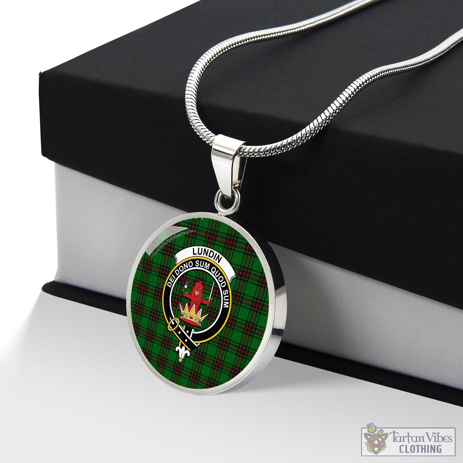 Tartan Vibes Clothing Lundin Tartan Circle Necklace with Family Crest