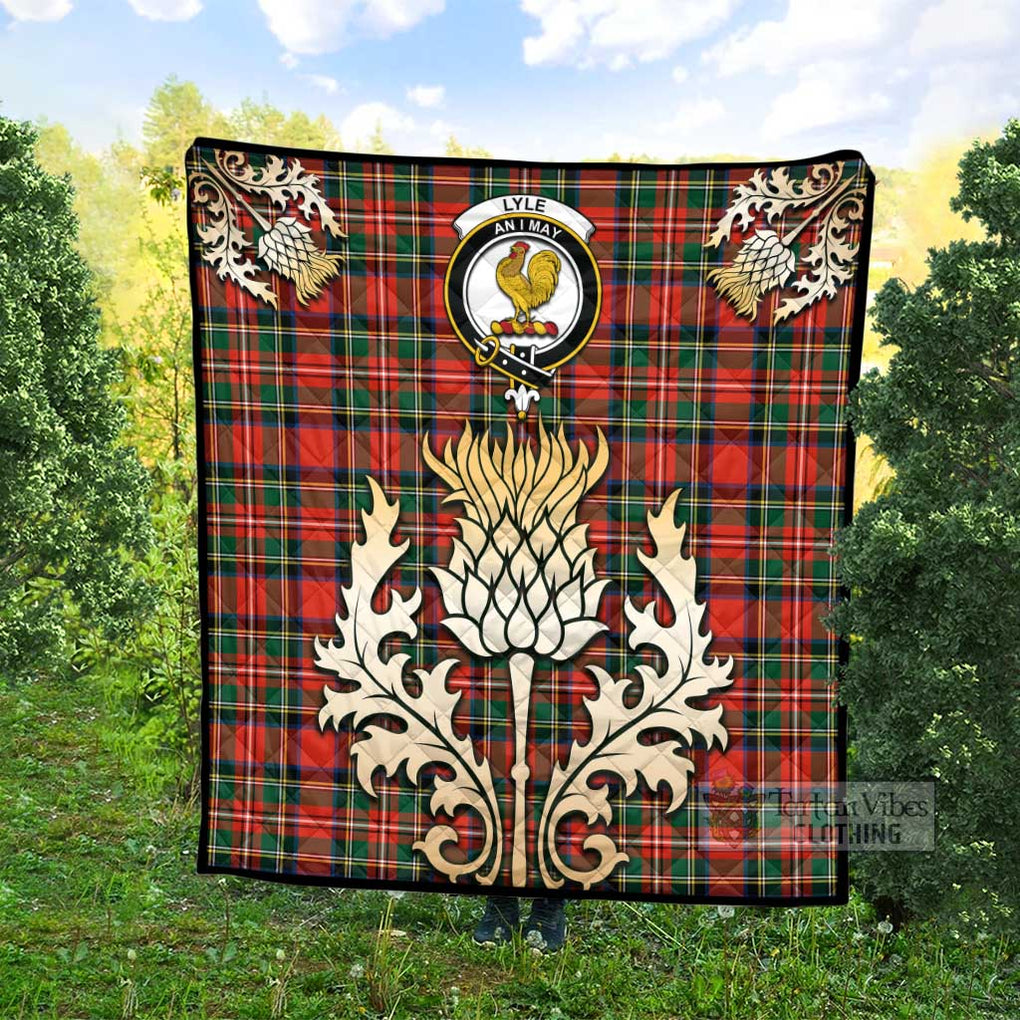Tartan Vibes Clothing Lyle Tartan Quilt with Family Crest and Golden Thistle Style