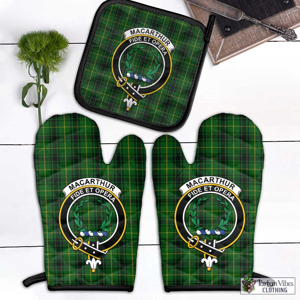 MacArthur (McArthur) Tartan Combo Oven Mitt & Pot-Holder with Family Crest Combo 1 Oven Mitt & 1 Pot-Holder Black - Tartan Vibes Clothing