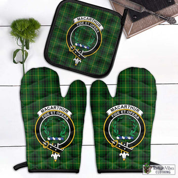 MacArthur (McArthur) Tartan Combo Oven Mitt & Pot-Holder with Family Crest Combo 1 Oven Mitt & 1 Pot-Holder Black - Tartan Vibes Clothing