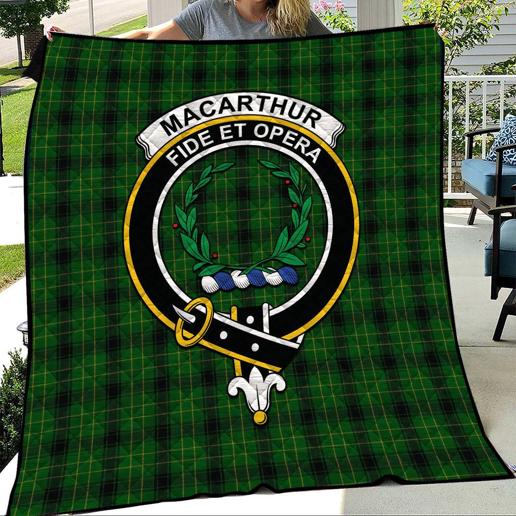 macarthur-highland-tartan-quilt-with-family-crest
