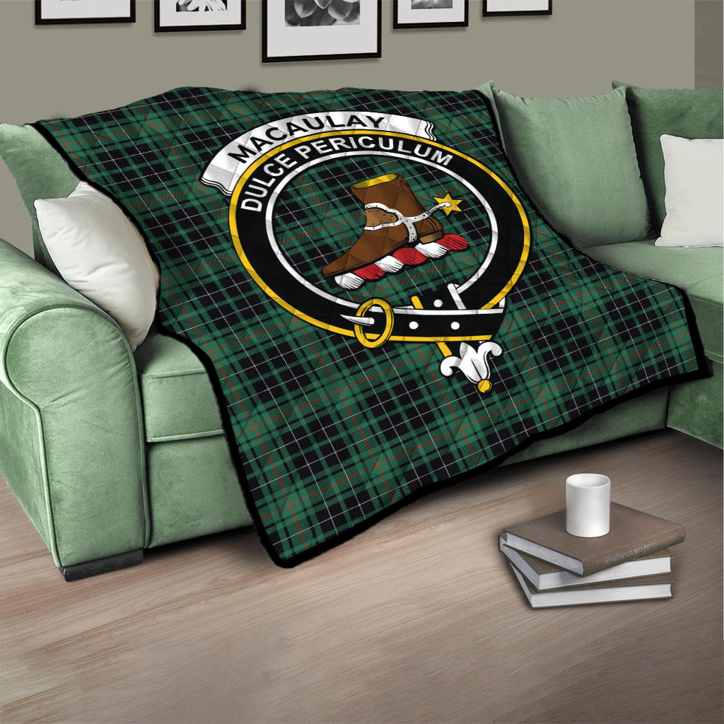 macaulay-hunting-ancient-tartan-quilt-with-family-crest