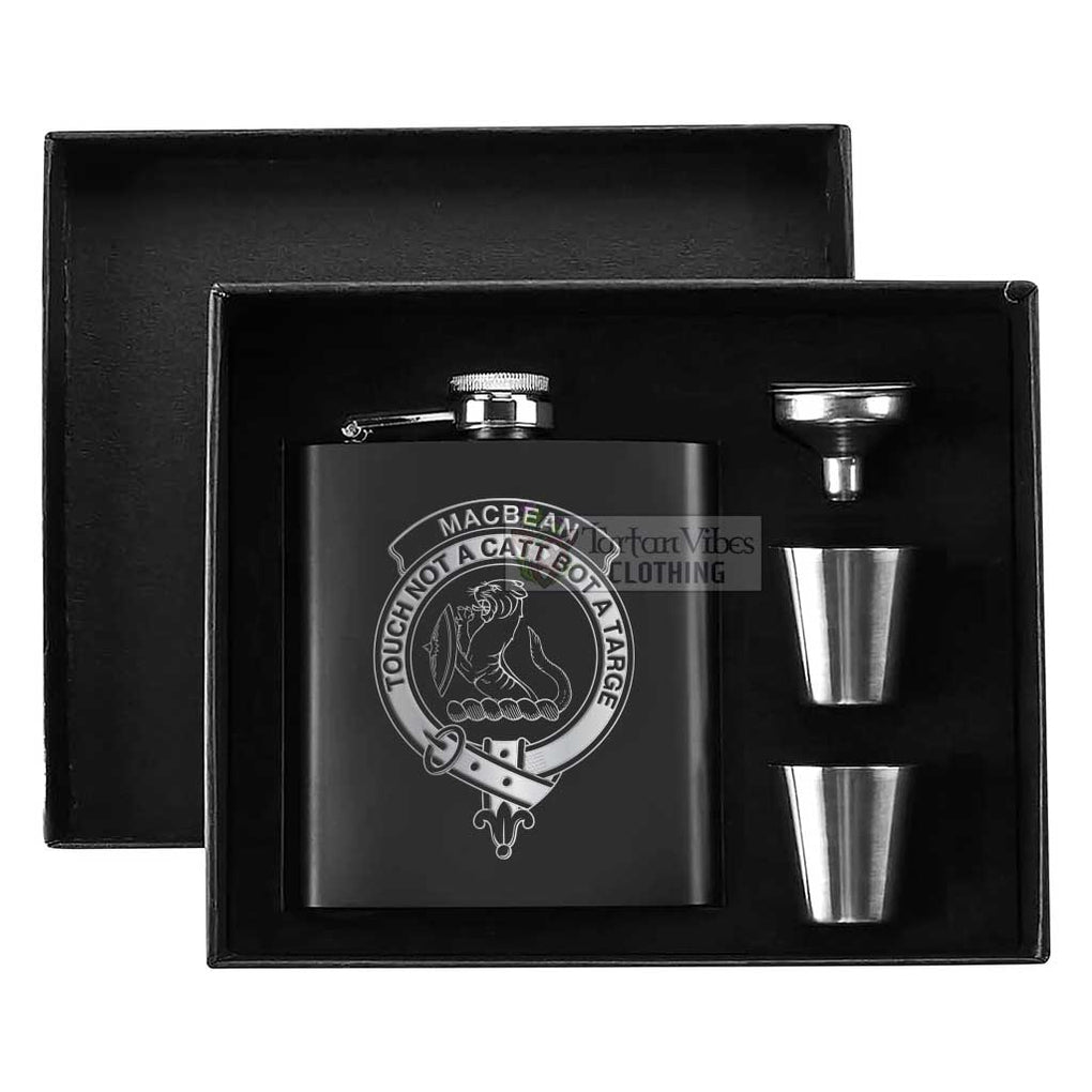 MacBean (MacBain) Crest Hip Flask Set 7oz Black Stainless Steel with A Gift Box - 2D-tartanvibesclothing