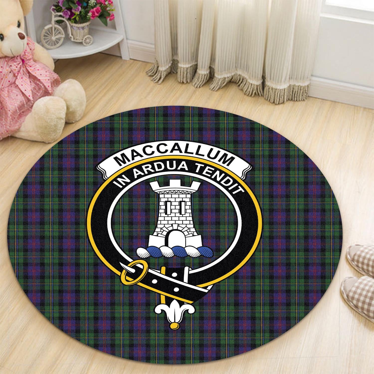 maccallum-tartan-round-rug-with-family-crest