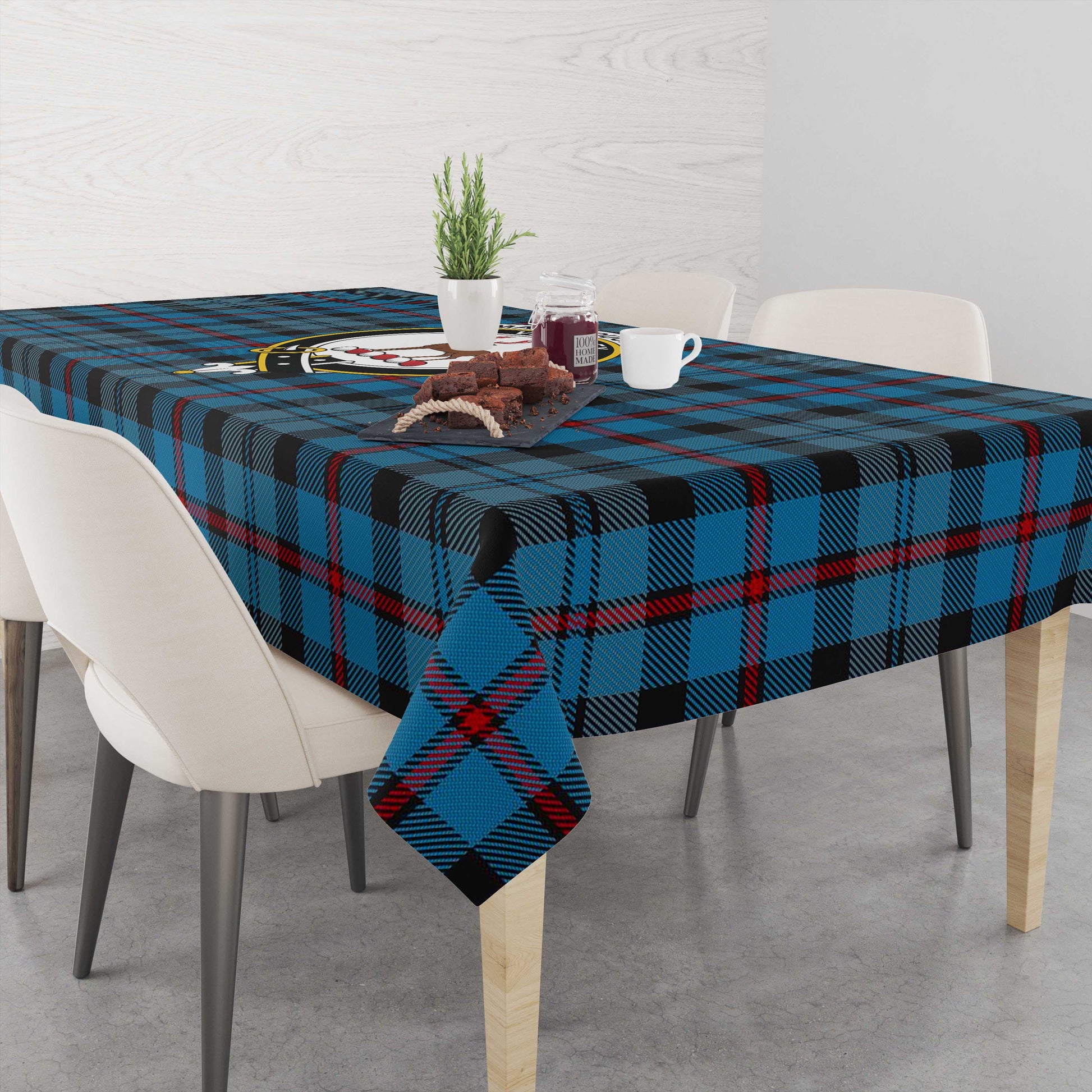 MacCorquodale (McCorquodale) Tartan Tablecloth with Family Crest M 39.4"x59"(100x150cm) - Tartan Vibes Clothing