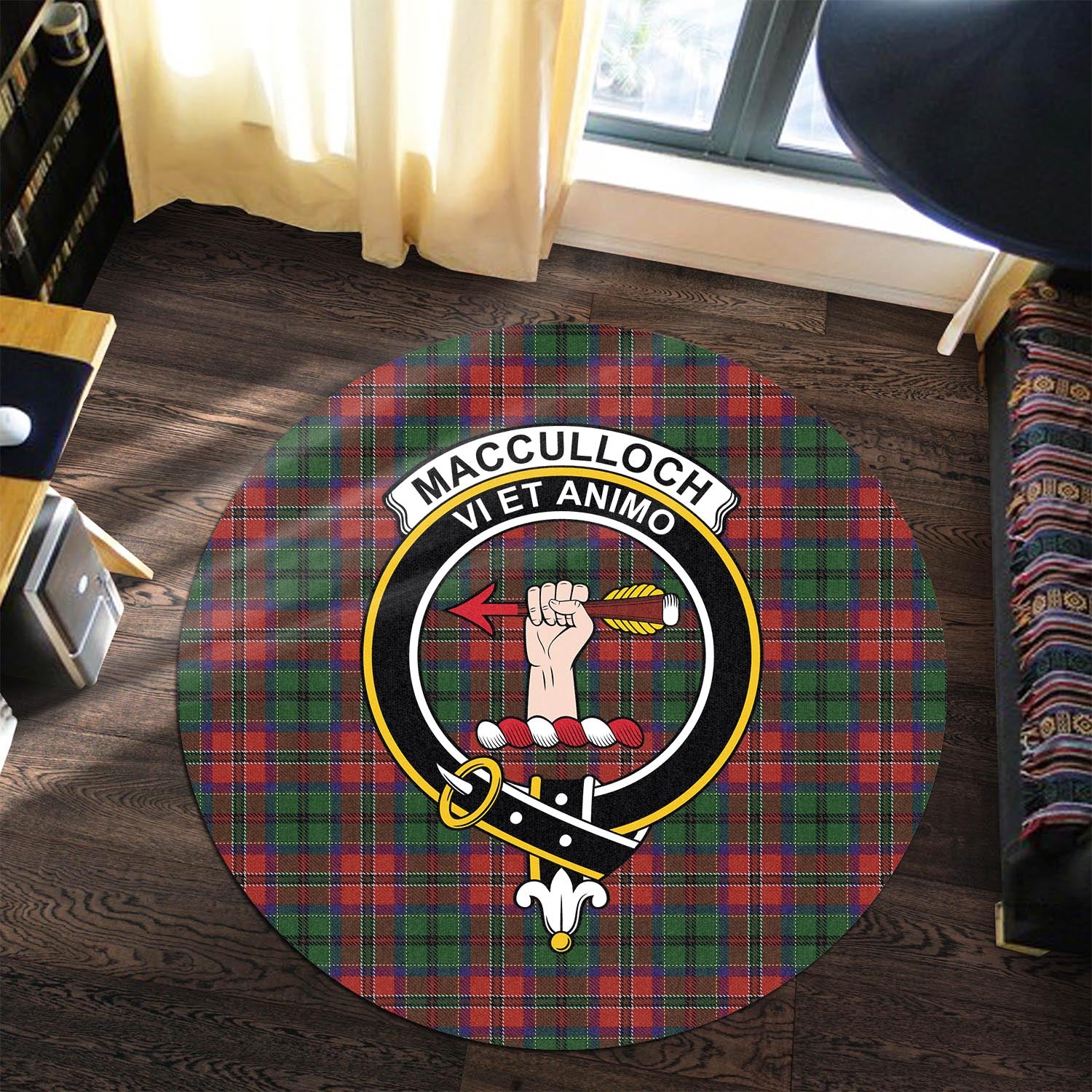 macculloch-tartan-round-rug-with-family-crest