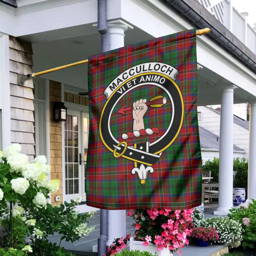 MacCulloch (McCulloch) Tartan Flag with Family Crest - Tartan Vibes Clothing