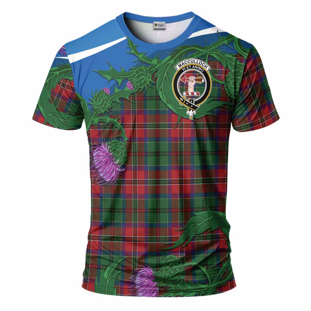 MacCulloch (McCulloch) Tartan Family Crest T-Shirt Thistle in Minimalism