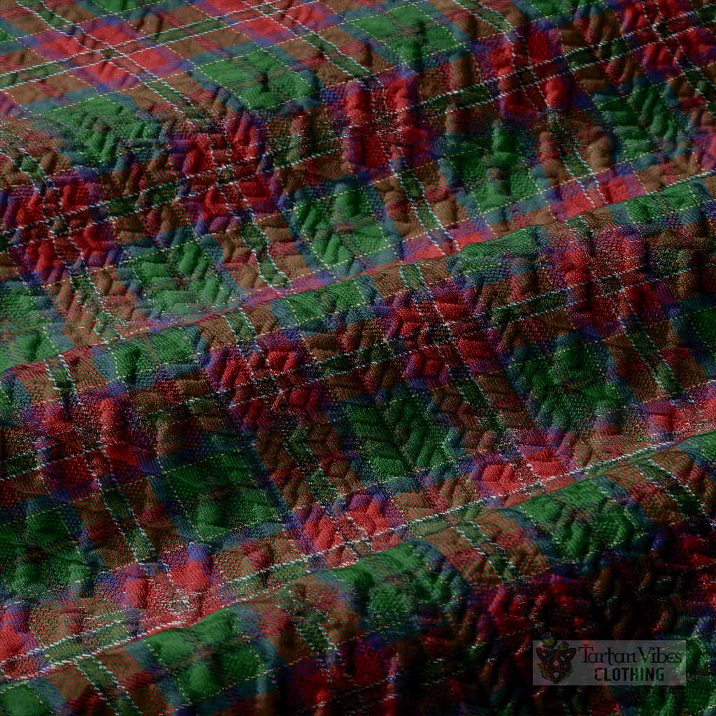 MacCulloch (McCulloch) Tartan Men’s Polo Sweater Top with Family Crest