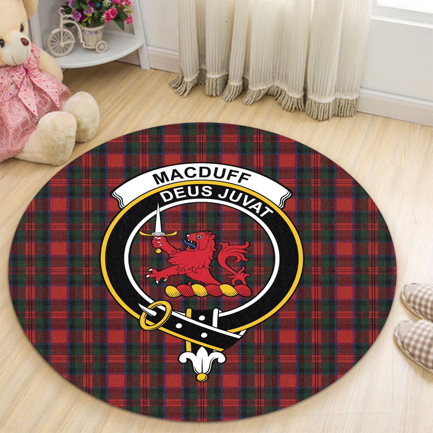 macduff-tartan-round-rug-with-family-crest